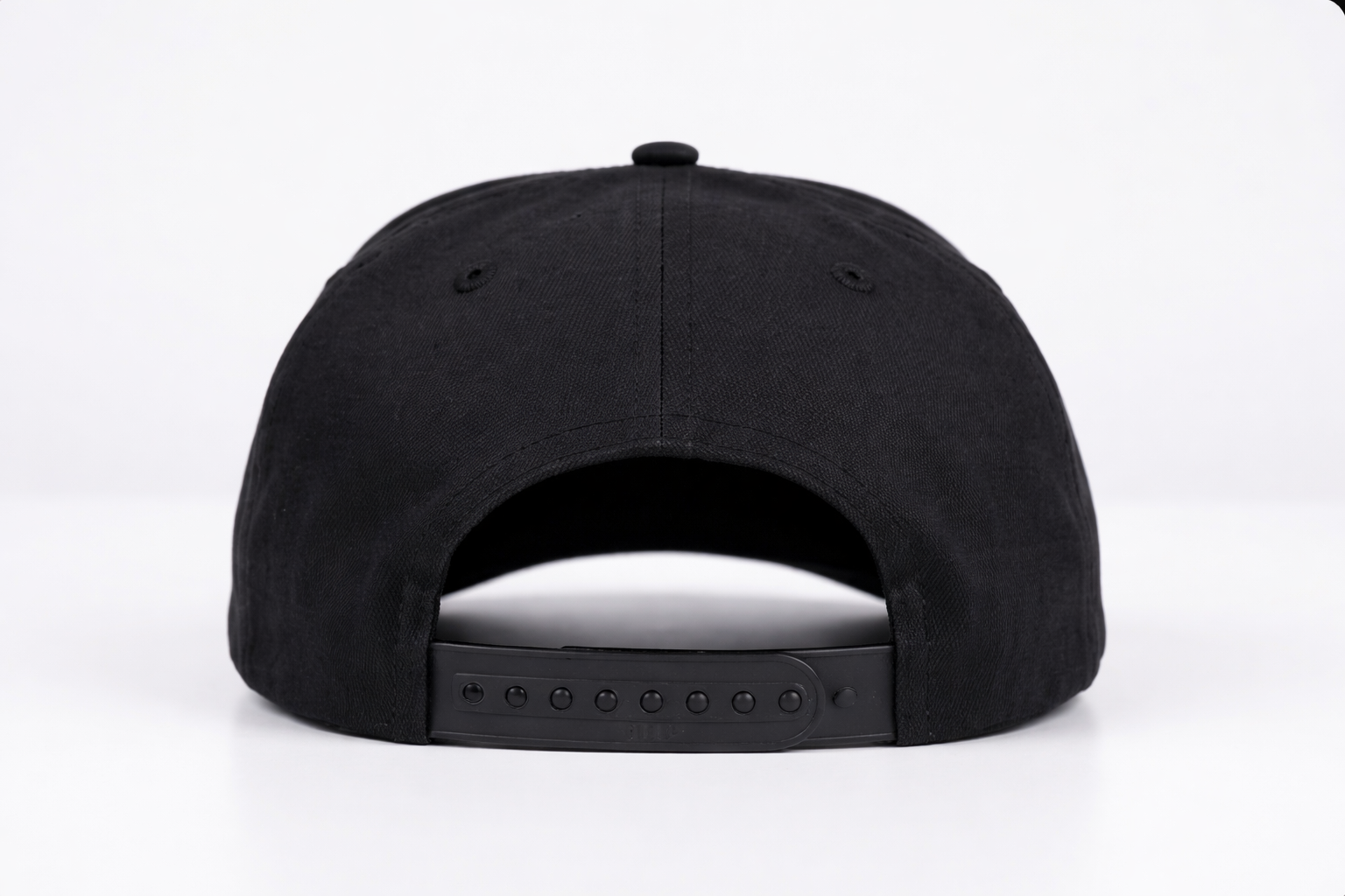 TRIANGULO DORADO SNAPBACK HAT | VIDA INFAME